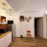 Core Nyaraló *