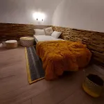 Core Nyaraló *